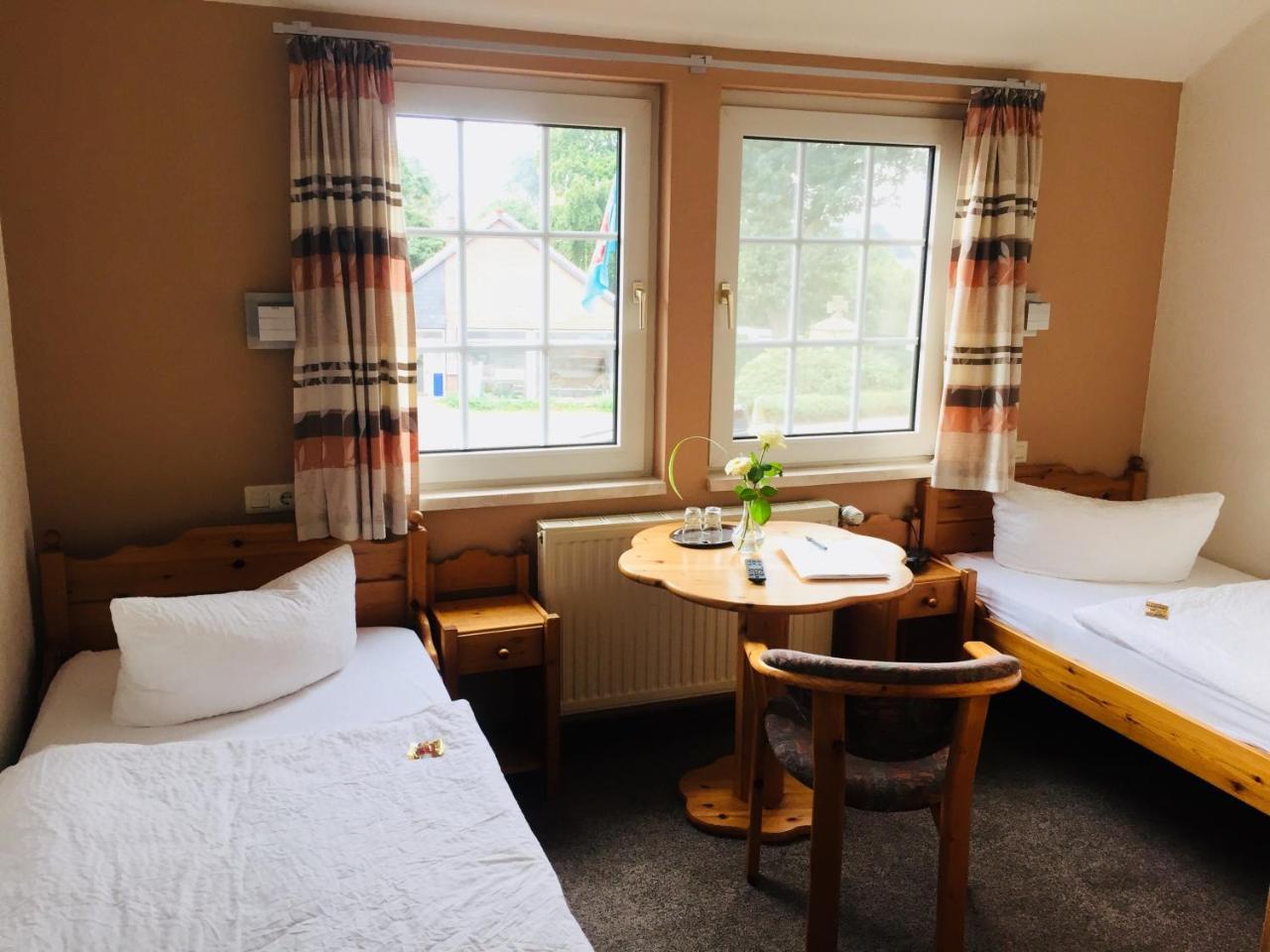 Hotel Wuelfers Gasthaus Gross Ippener Kültér fotó
